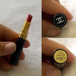 𝅺VINTAGE Chanel Rouge Finale Red Lipstick